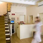 Alexander Hotel