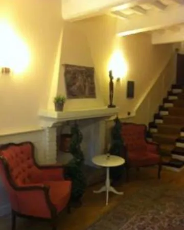 Alexander 3* 아시시