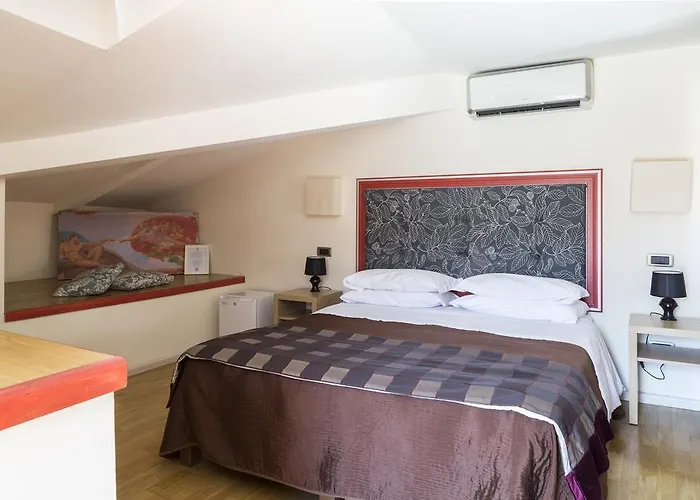 Alexander アッシジ